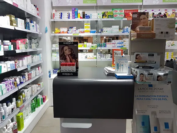 Farmacia y Centro auditivo "La Muralla" - Alcaudete