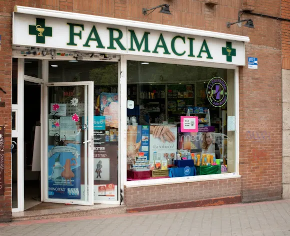 Farmacia Ronda de Segovia 44Servicios - Madrid
