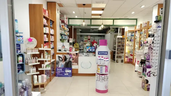 Farmacia de los Jardinillos - Lda. Juana Graus Ramírez - La Carolina