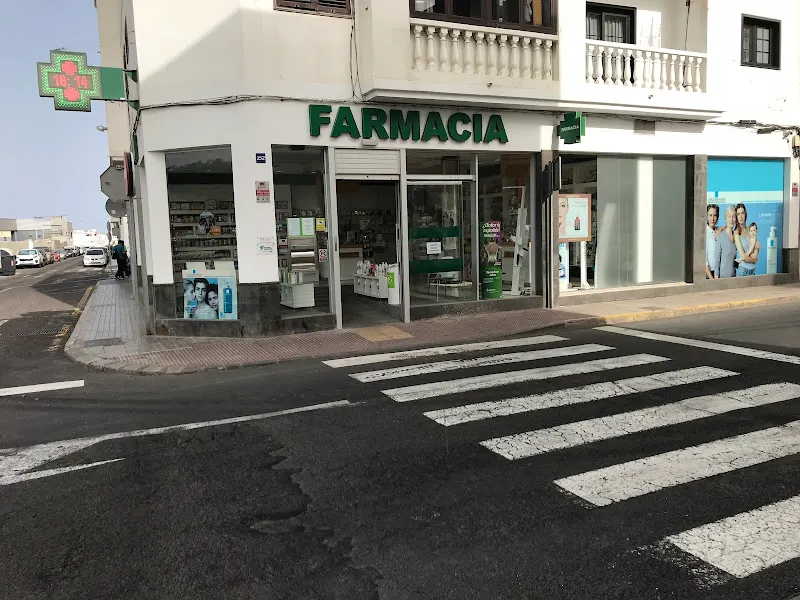 Ldo. Alfonso Borrego Delgado. - Farmacia en Arrecife - foto 2