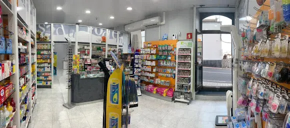 Farmacia Cruz de Pineda - Gdo. Aldo Iess Moreno
