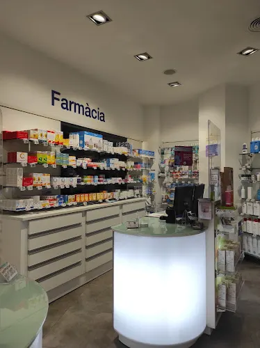 Farmàcia Núria Robinat