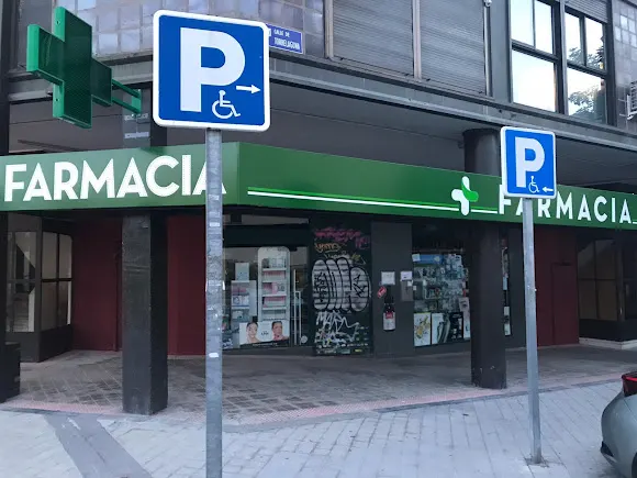 Farmacia Rodríguez Mateos, Bárbara