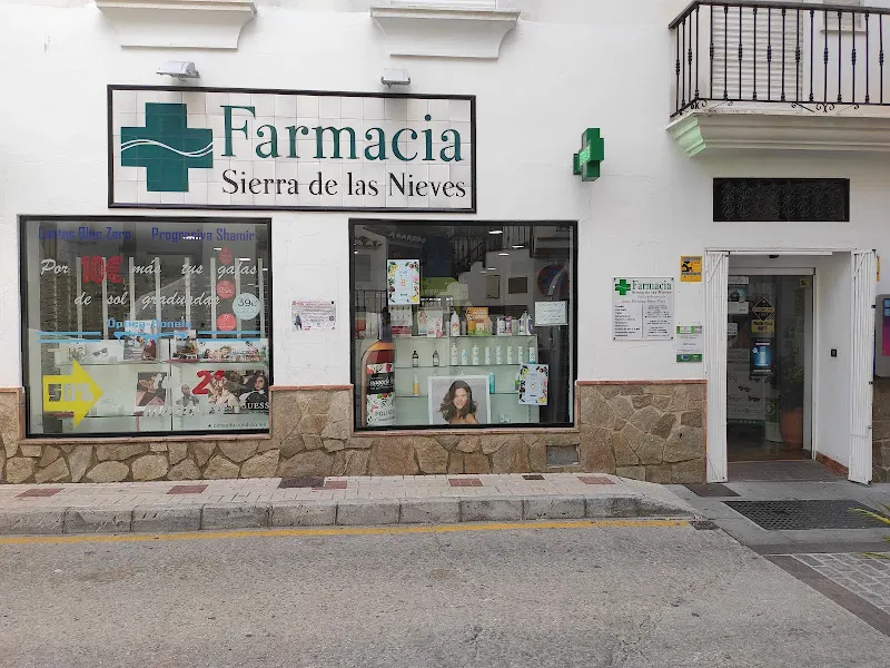 Farmacia-óptica Bonela. Lcda. Mariana Pérez. - Farmacia en Casarabonela - foto 2
