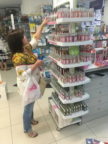 Farmacia MOLINA-SÁENZ DE BURUAGA