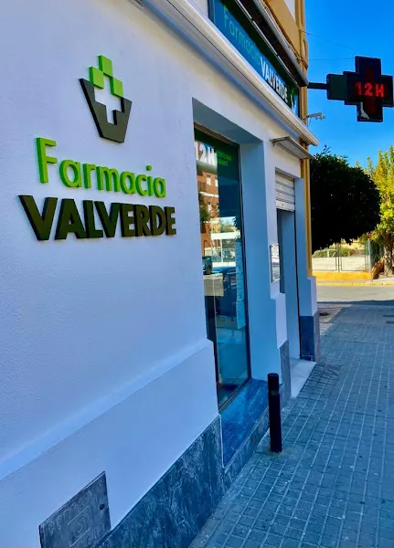 Farmacia Valverde Muñoz 12 Horas - Farmacia en Écija - foto 2