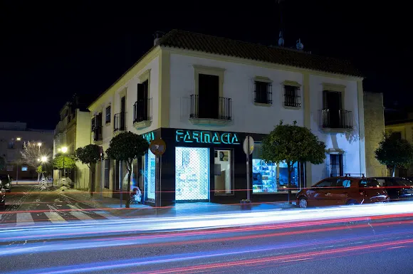 Farmacia Labrador Freire - Farmacia en Lora del Río