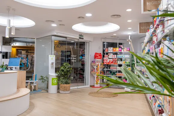 Farmacia CURIEL