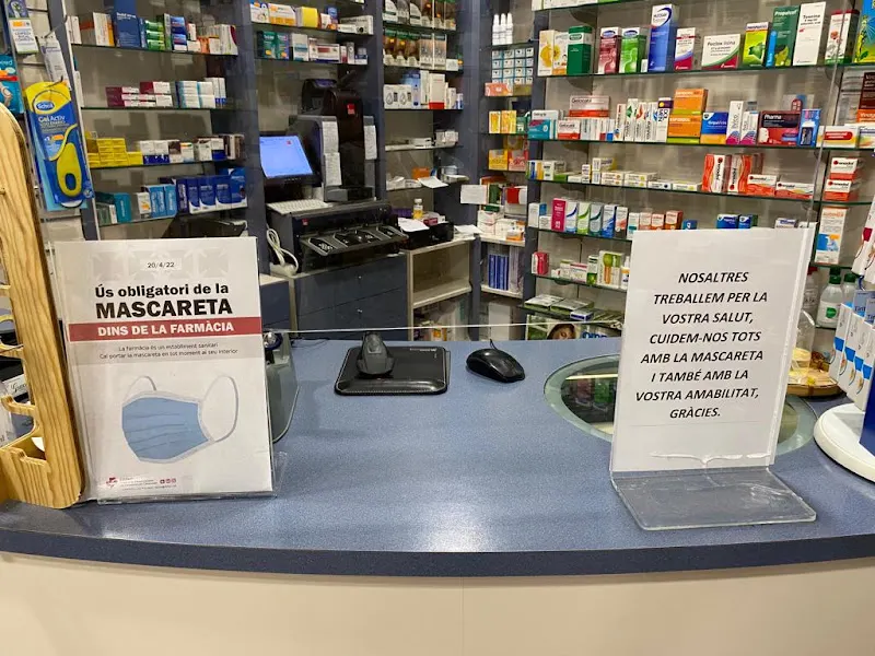 FARMACIA - Farmacia en Arnes - foto 3
