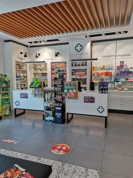 Farmacia Laura Molina - Farmacia en Camarles - foto 2