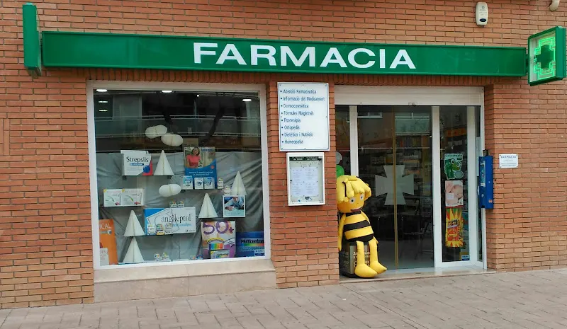 FARMACIA ARTURO PUJOL FITE - Farmacia en Tarragona - foto 2