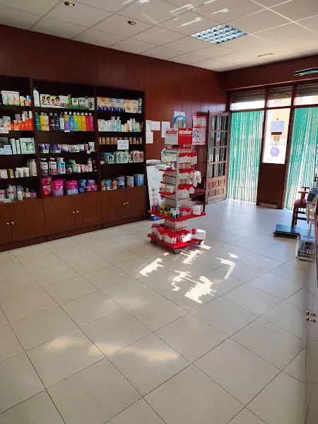 Farmacia de Escucha Lda. Nuria Colomer García - Farmacia en Escucha - foto 2