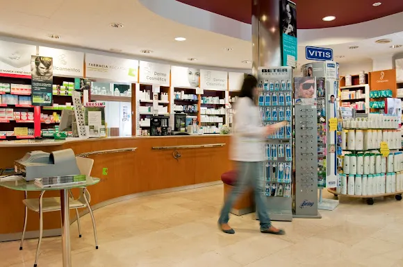 Farmacia Rocafort - Mª Pilar Carsi Alonso