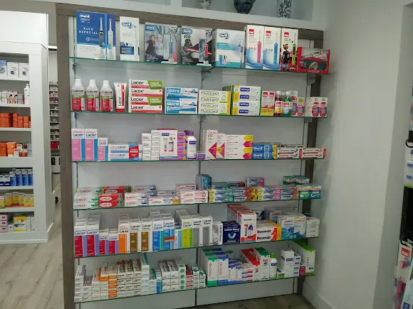 Farmacia Cardenal Cisneros (Ldo. Ulpiano Cano Borrego)