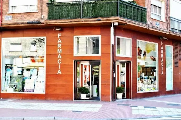 FARMACIA Santa Clara (Ldo. Víctor Puente Lázaro)