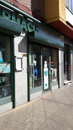 Farmacia Ldo. Pablo Colina Rivera