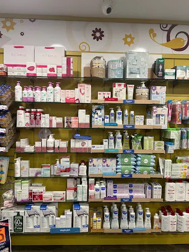 Farmacia Reina-Galisteo C.B. - Farmacia en Zaratan