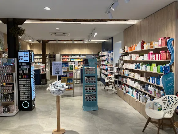 Farmacia Aguirre - Farmacia en Mungia
