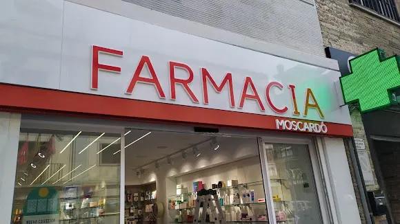 Farmacia Moscardó (Lda. I. Erdocia Arce)