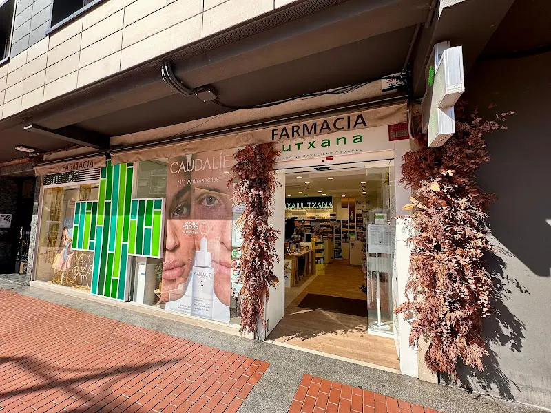 Botika Lutxana Farmacia Argiñe Davalillo Cadabal