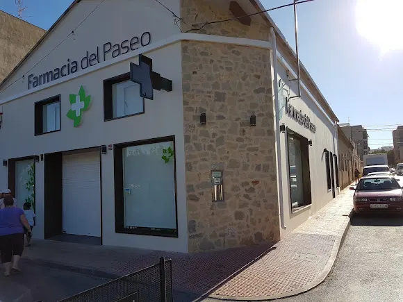 Farmacia del paseo - Pinos (el)/Pinoso
