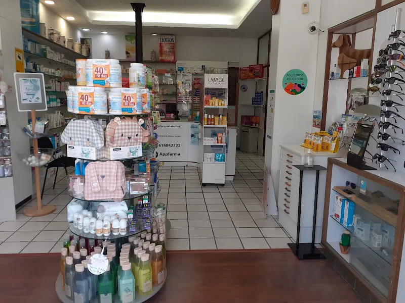 Farmacia - Farmacia en Martorelles - foto 2