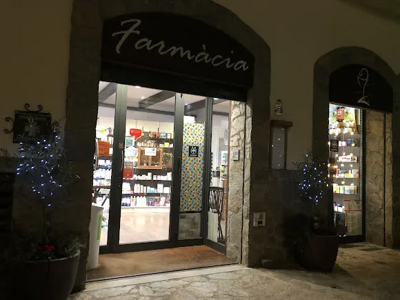 Farmàcia Elisabet Quintana - Farmacia en Sant Quirze Safaja