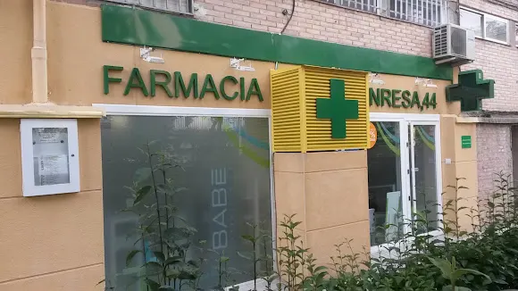 Farmacia Manresa 44