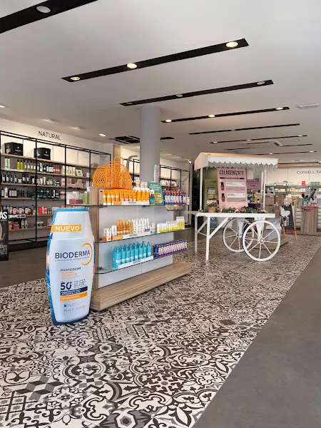 FARMÀCIA LAURA PONS - Farmacia en Granollers - foto 2