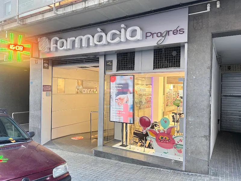 Farmàcia Progrés - Farmacia en Rubí - foto 2