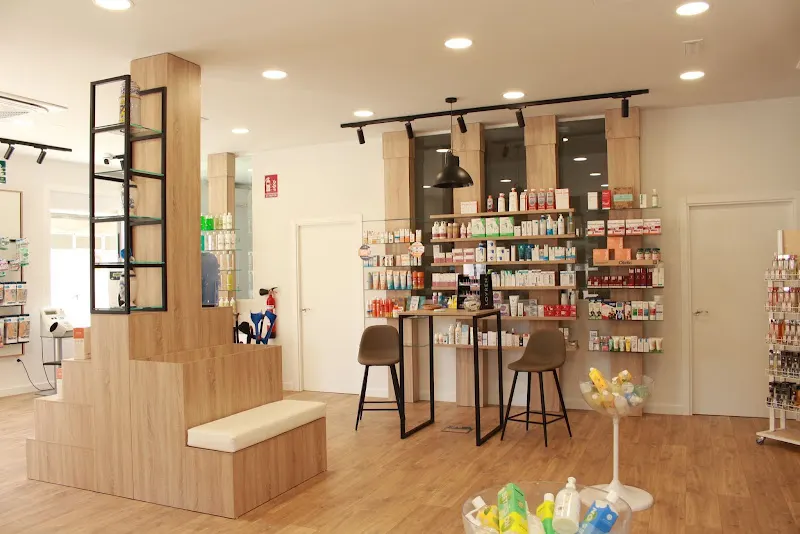 FARMACIA María Isabel Navas Romero
