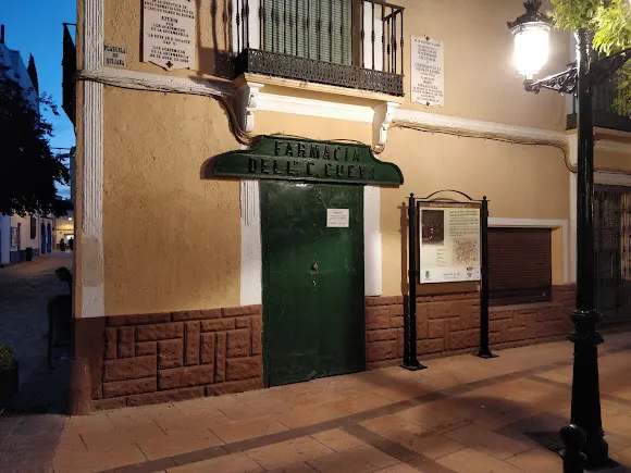 Botica De Los Académicos - Farmacia en Argamasilla de Alba