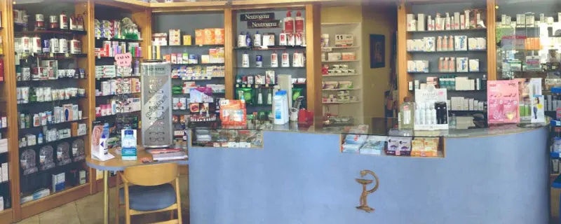 Fcia. M. Carmen Camacho Jiménez - Farmacia en Granada - foto 2