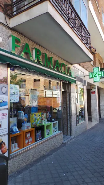 Farmacia Diego Cabanillas González - Farmacia en Madrid - foto 2