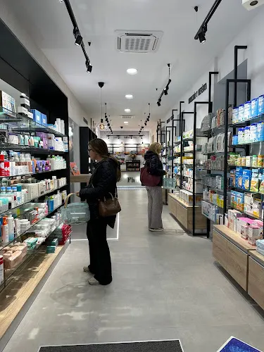Farmacia FH72 - Madrid
