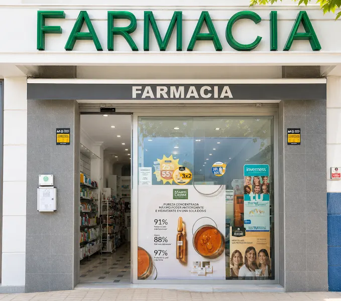 FARMACIA EL CAÑUELO - Farmacia en Vélez-Málaga - foto 2