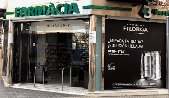 Farmacia Bertó Gandia abierta de 8.30 a 21 horas de lunes a sábado